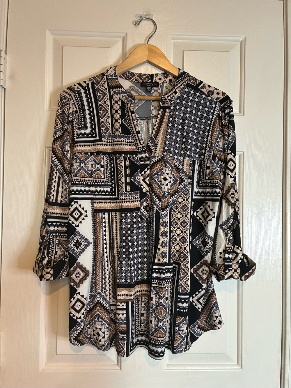 Cocomo Black, Cream & Tan Geometric Blouse